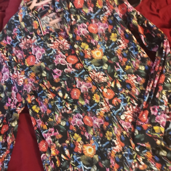 "Soul of London" Black and bright Colorful shirt - Picture 4 of 6